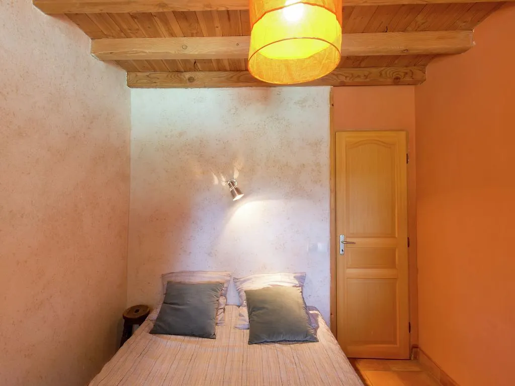 Nice Holiday Home With Pool In Ard Che Saint Alban Auriolles