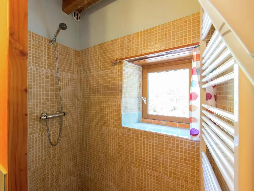 Nice Holiday Home With Pool In Ard Che Saint Alban Auriolles
